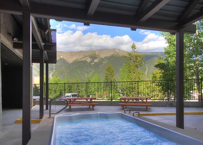 Mp615 Mountain Plaza Center Village 2br 3ba Hot Tub *