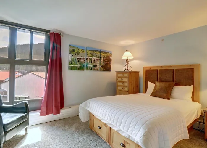 Mp615 Mountain Plaza Center Village 2br 3ba Hot Tub Apartment Copper Mountain