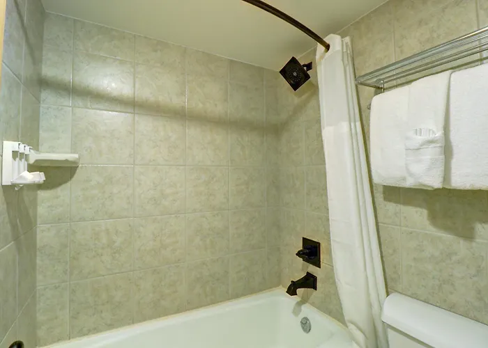 Mp615 Mountain Plaza Center Village 2br 3ba Hot Tub Copper Mountain