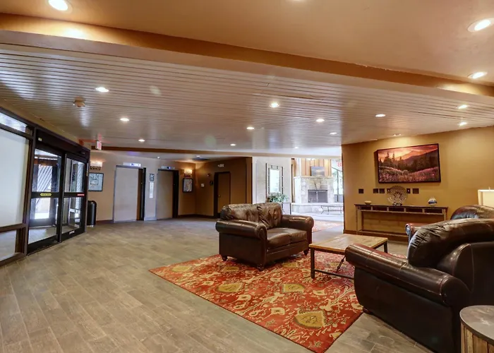 Mp615 Mountain Plaza Center Village 2br 3ba Hot Tub Apartment
