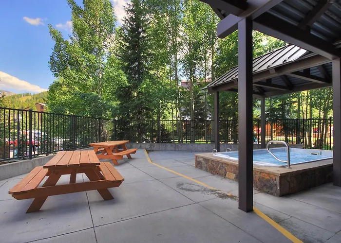 Mp615 Mountain Plaza Center Village 2br 3ba Hot Tub * Copper Mountain